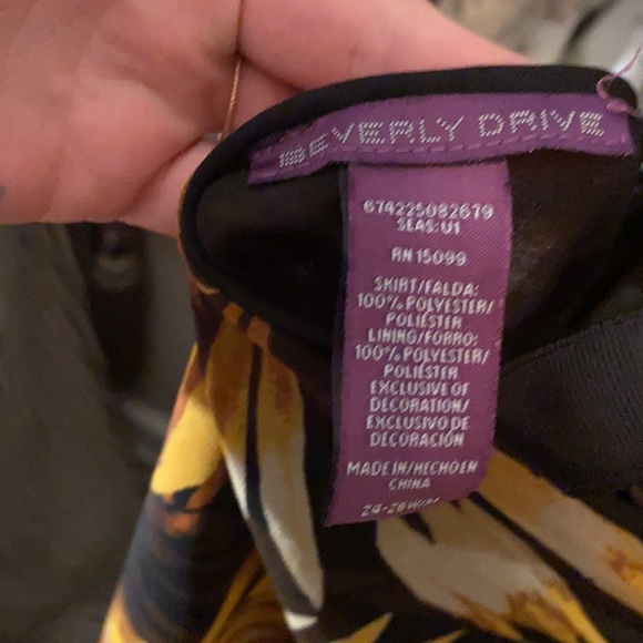 Sheer 2 layer sleeveless blouse - Picture 5 of 6